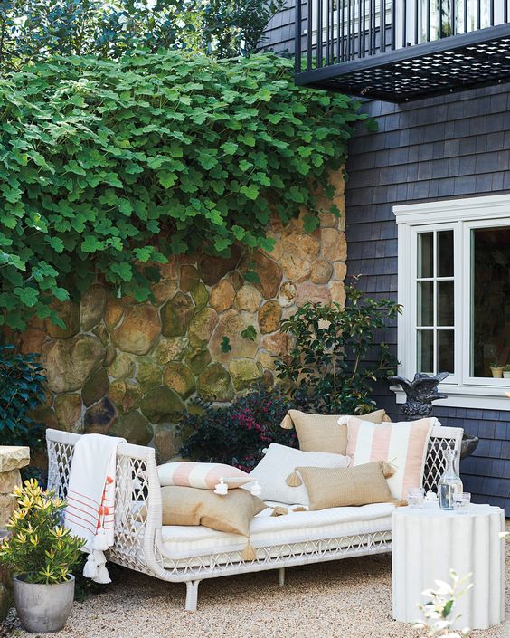 Capistrano Outdoor Daybed | Covetboard